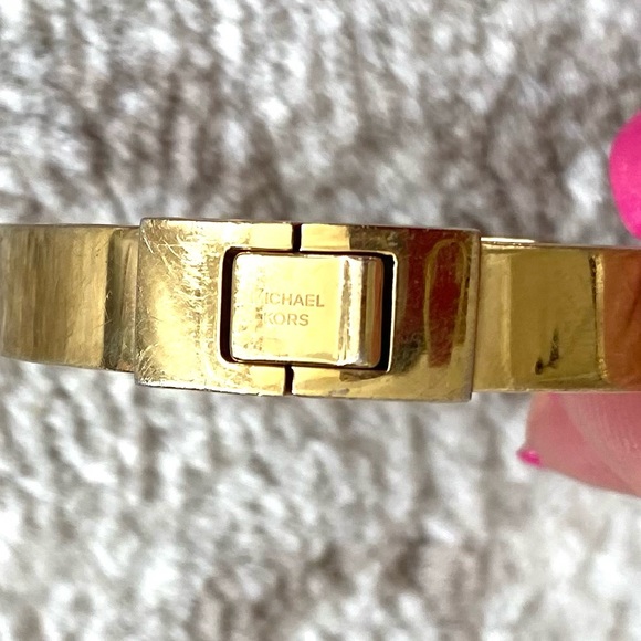 Michael Kors Gold Bracelet - Picture 4 of 4